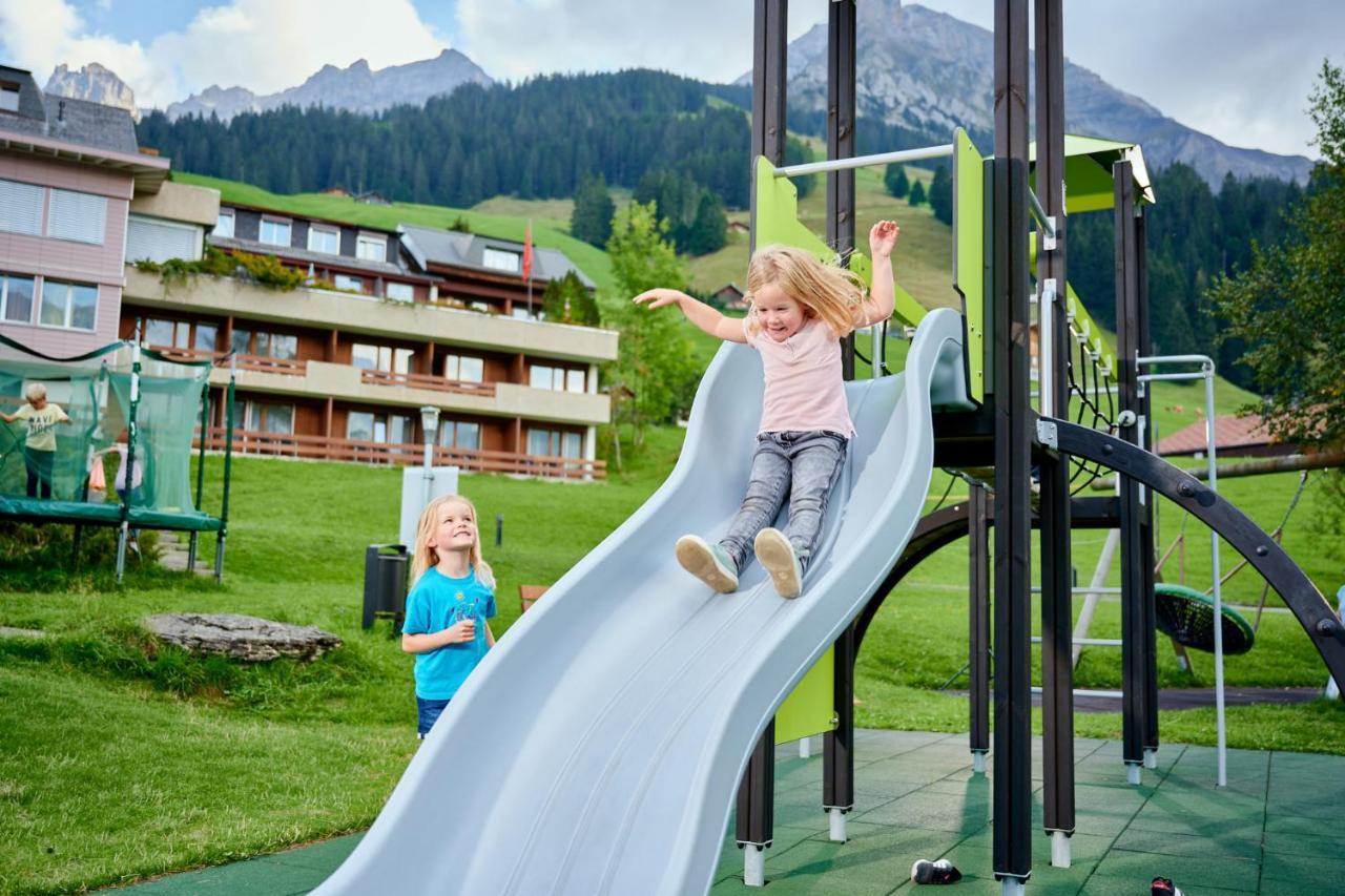 Ferien- Und Familienhotel Alpina Adelboden Eksteriør billede