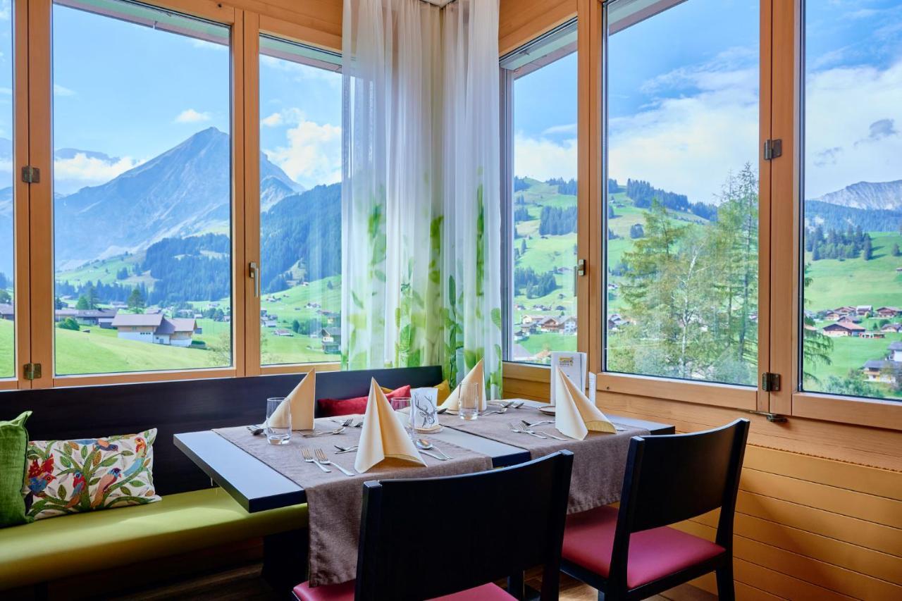 Ferien- Und Familienhotel Alpina Adelboden Eksteriør billede