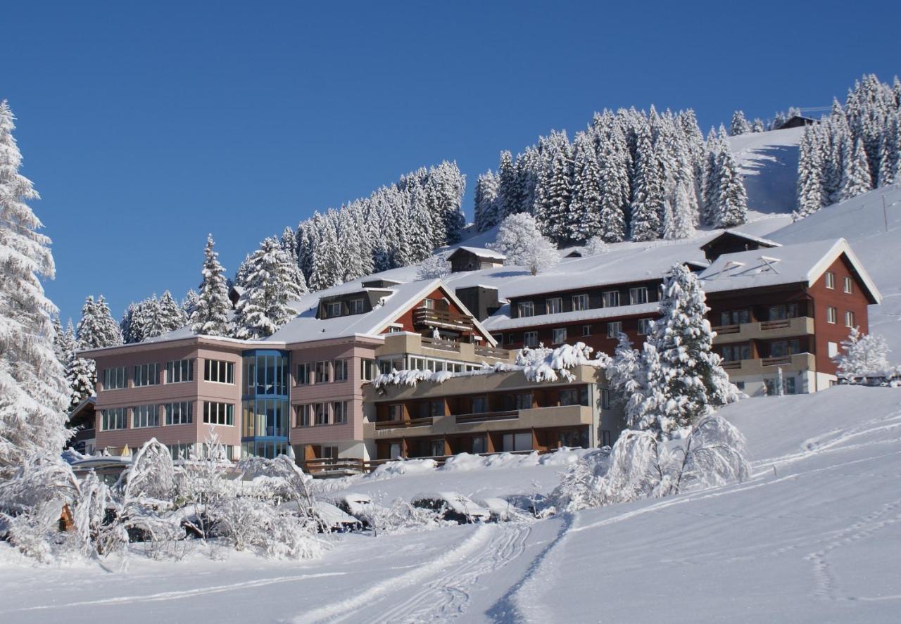 Ferien- Und Familienhotel Alpina Adelboden Eksteriør billede